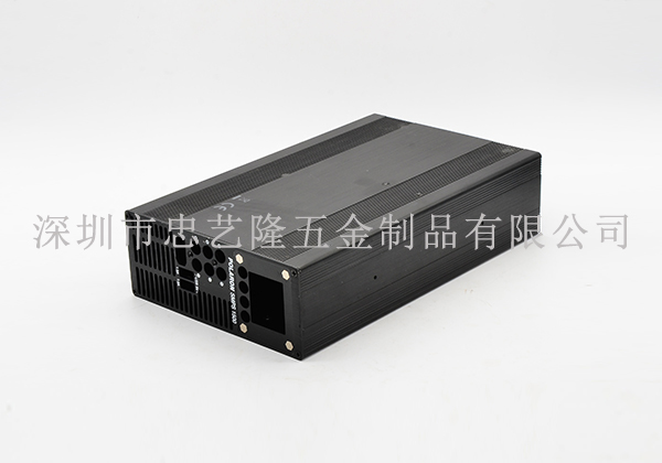 铝机箱和碳纤维机箱的区别是什么？