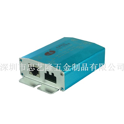 怎样避免损坏铝外壳，在处理过程中应注意哪些操作？